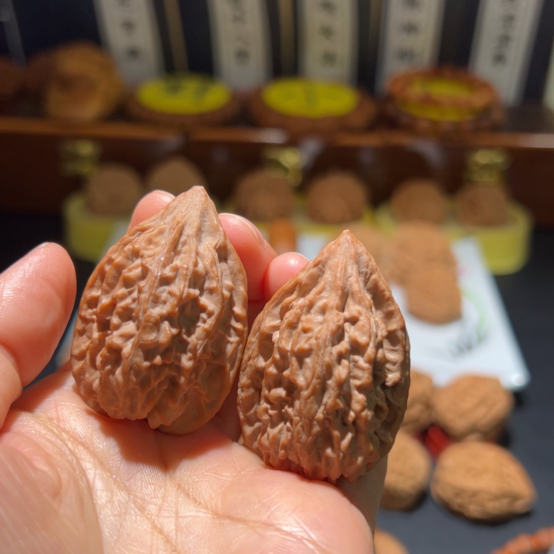 把件文玩核桃赤***战天鸡心