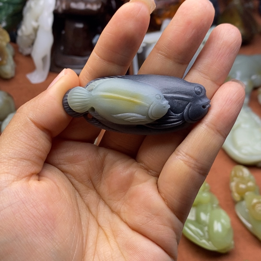 和田玉未镶嵌挂件梵*情