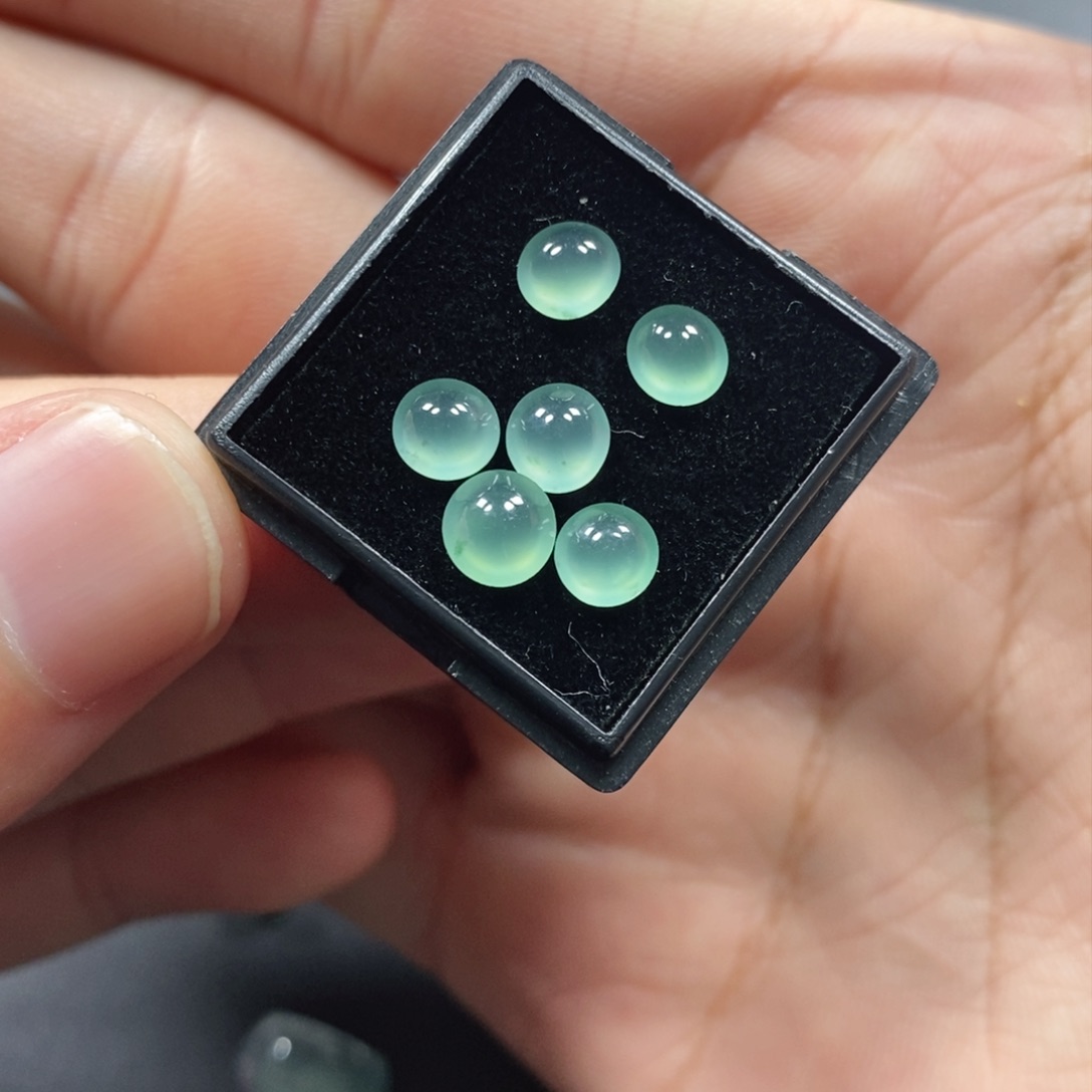 翡翠挂件未镶嵌翡翠珠宝翡翠珠宝