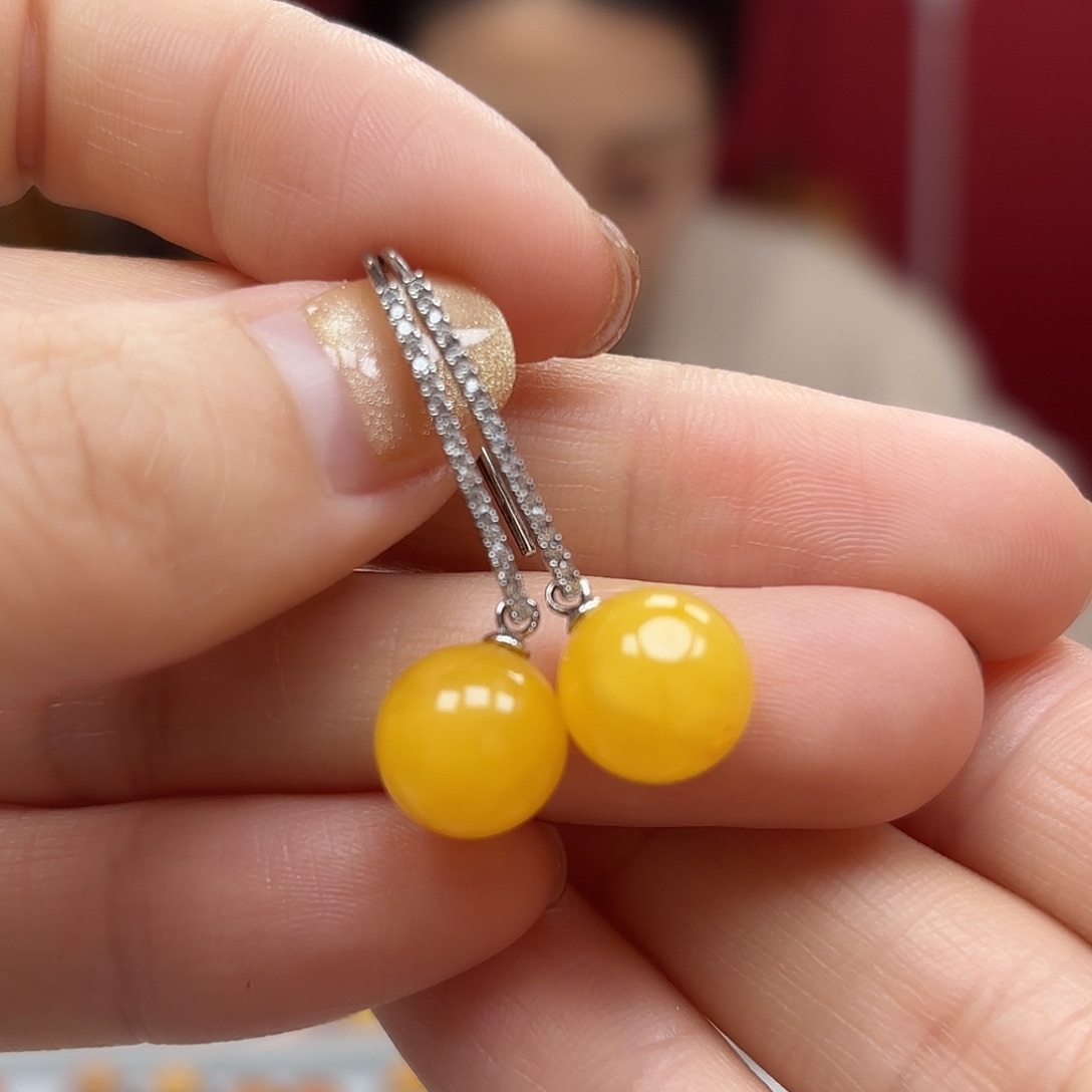 琥珀裸石未镶嵌57耳坠