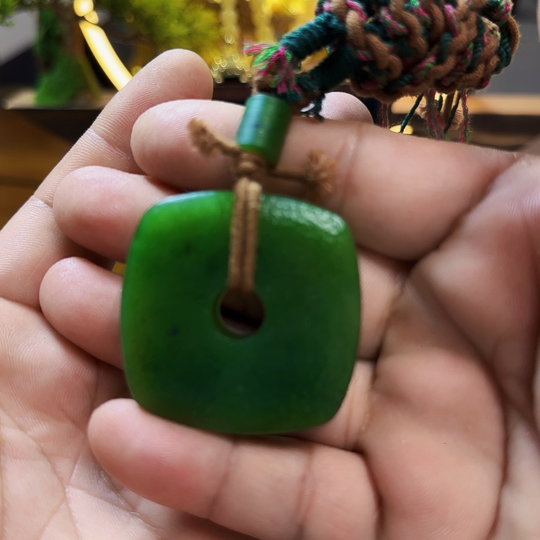 小***儿和田玉（碧玉）未镶嵌挂件
