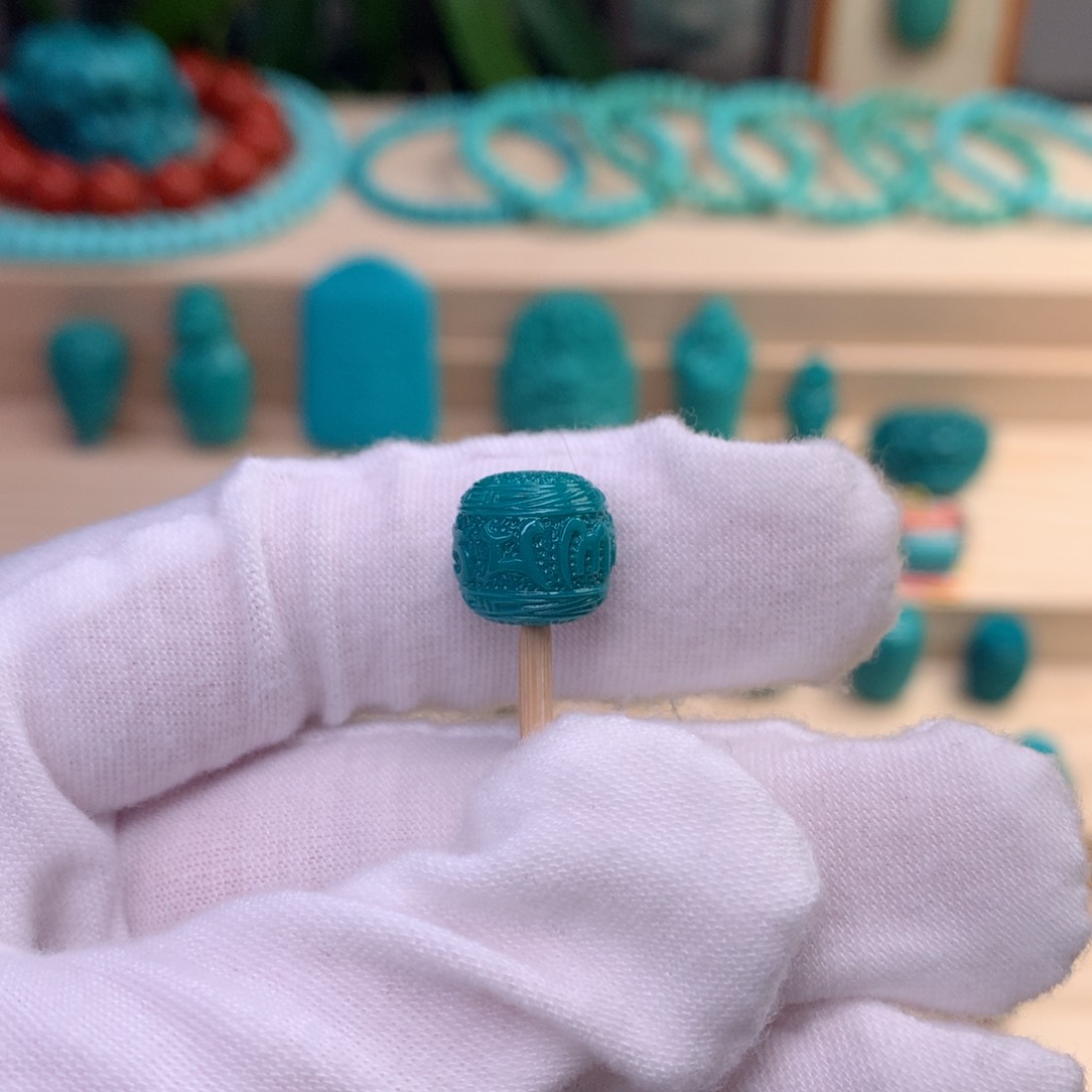 绿松石六字真言未镶嵌