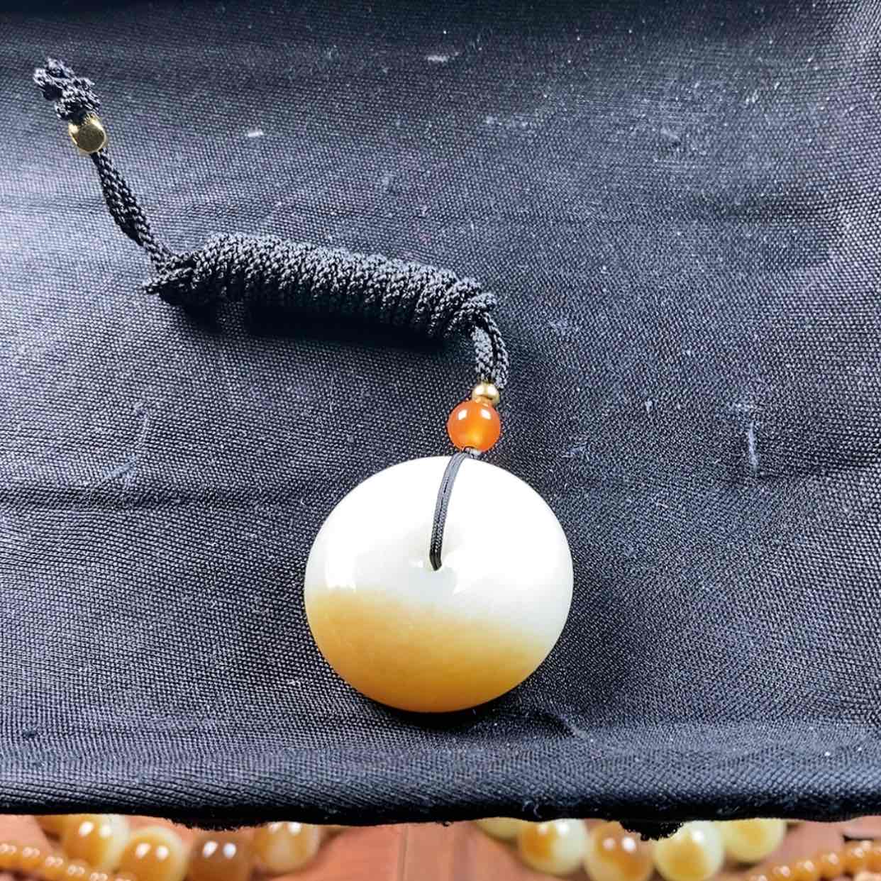 【闪购商品】和田玉（糖玉）颈饰未镶嵌