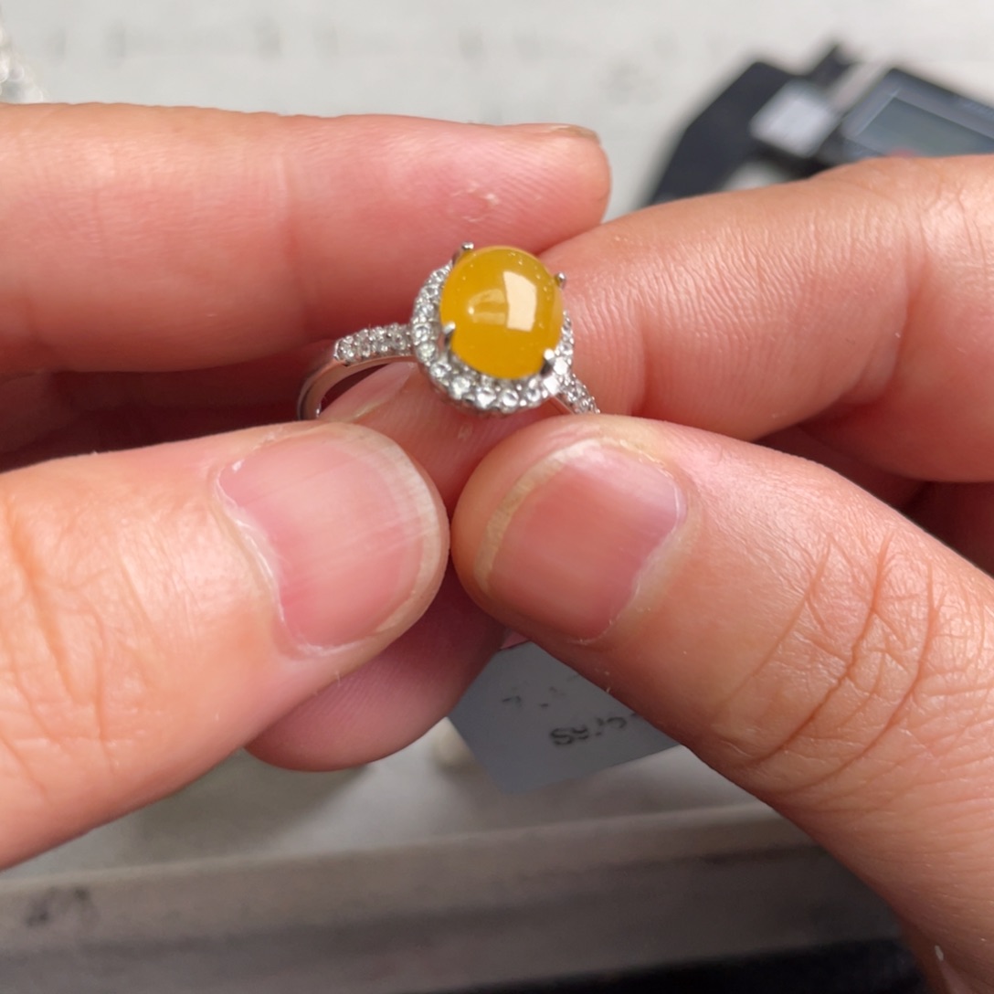 翡翠戒指未镶嵌缅甸天然翡翠戒指