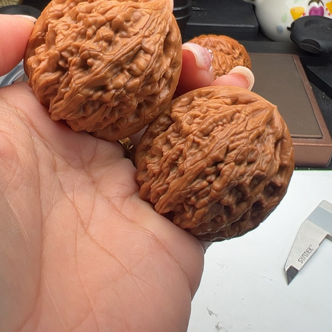 文玩核桃把件虎头王43