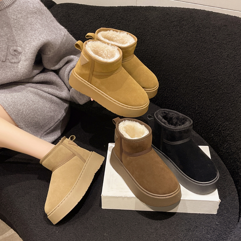 2025新款雪地靴女款网红时尚厚底冬季雪地棉鞋短靴加厚加绒增高