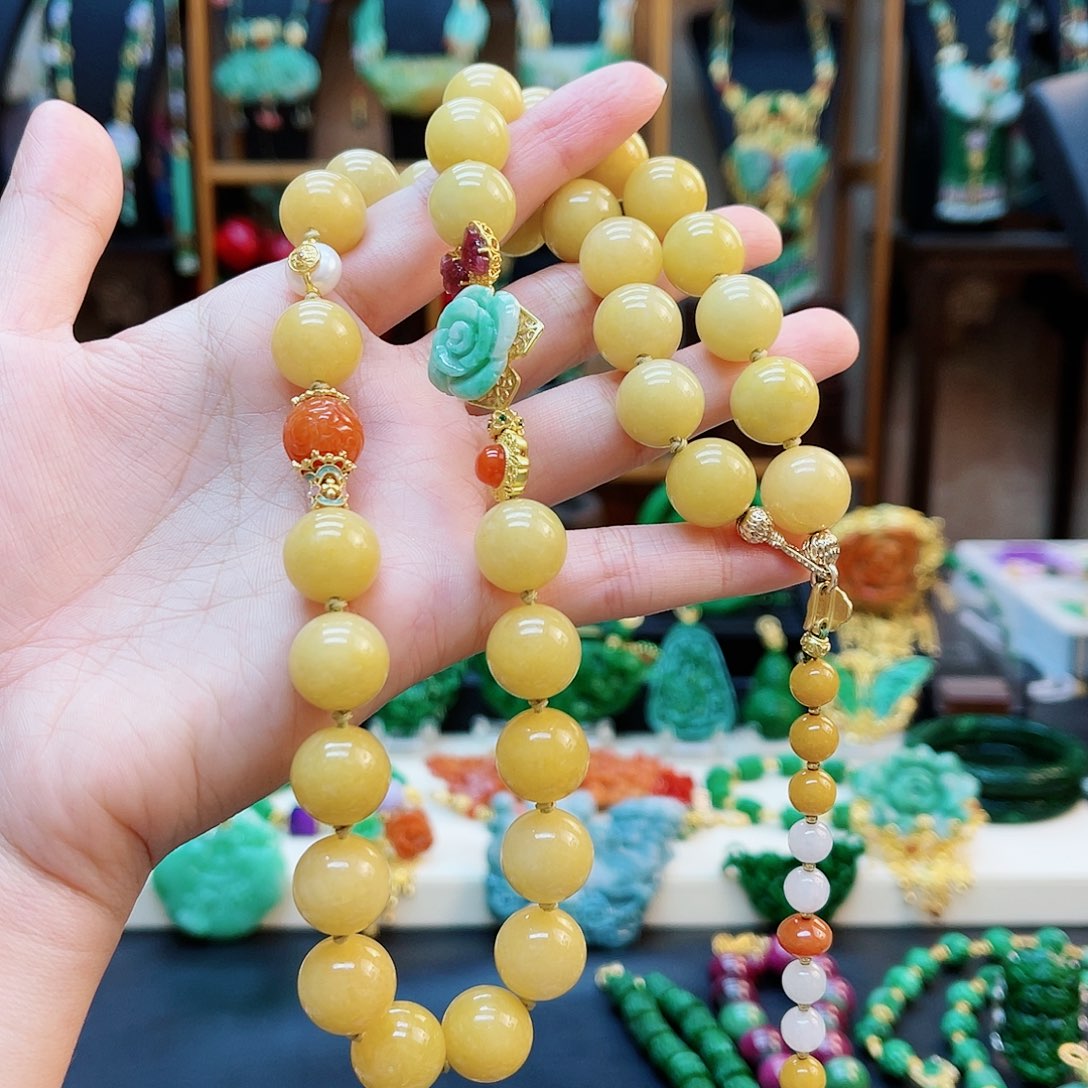 翡翠合金颈饰美****✇48小时鉴赏期