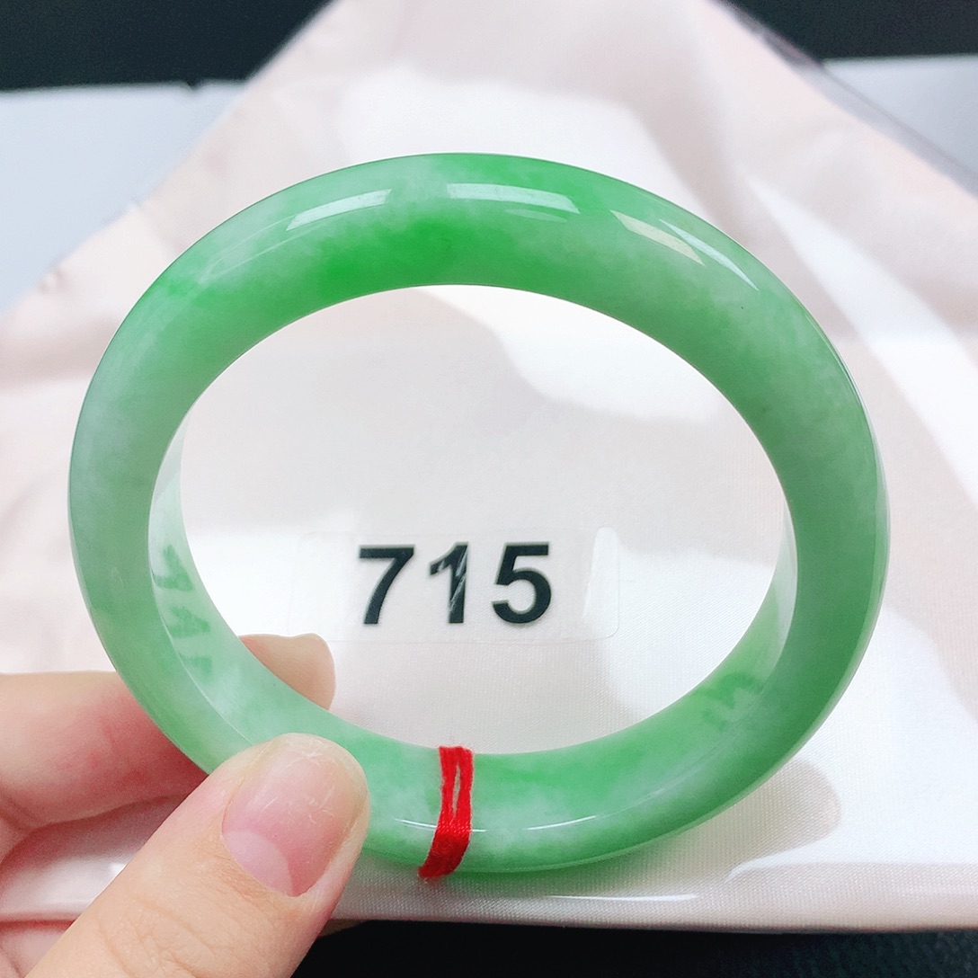 未镶嵌手镯翡翠翡翠715