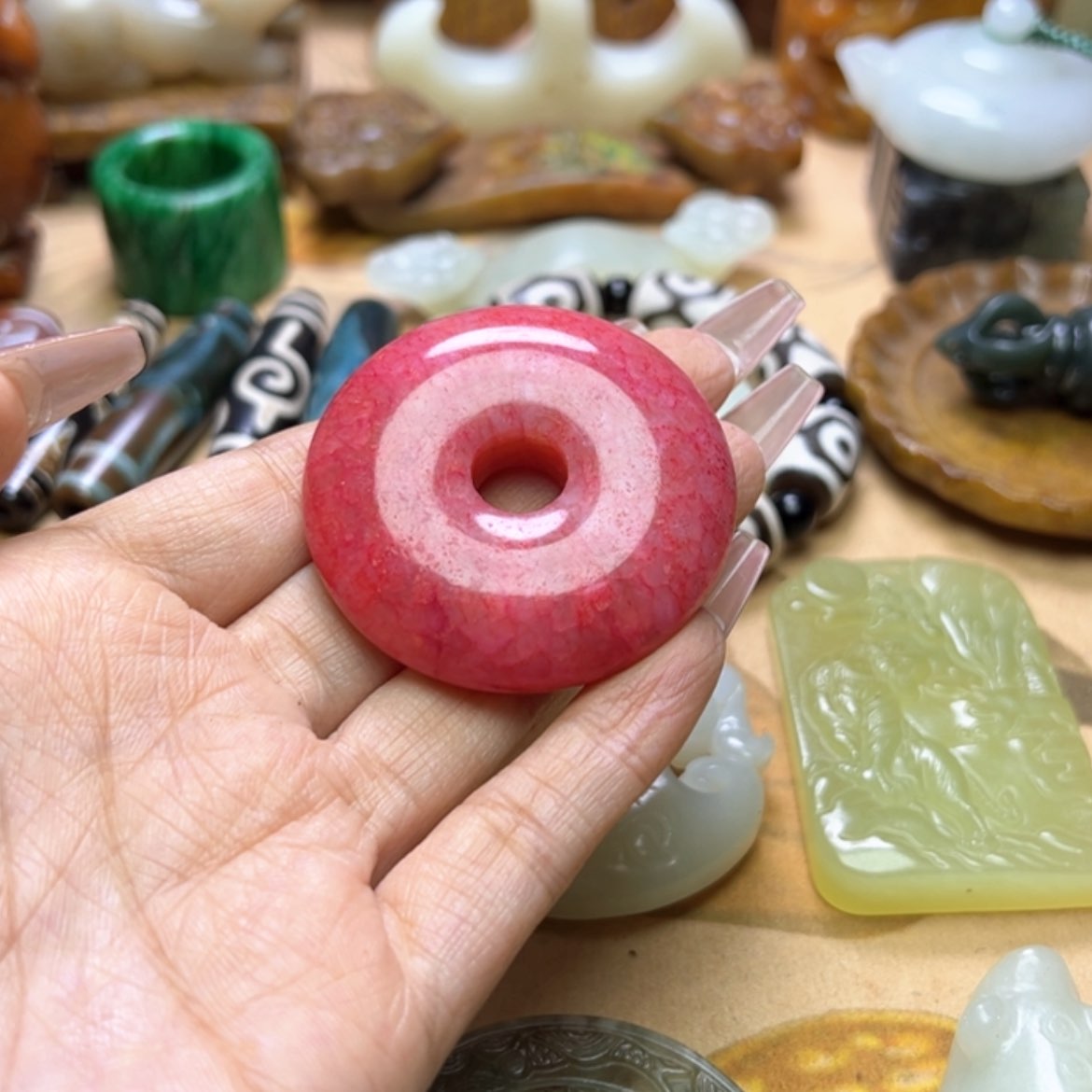 【闪购商品】蛇纹石玉颈饰未镶嵌