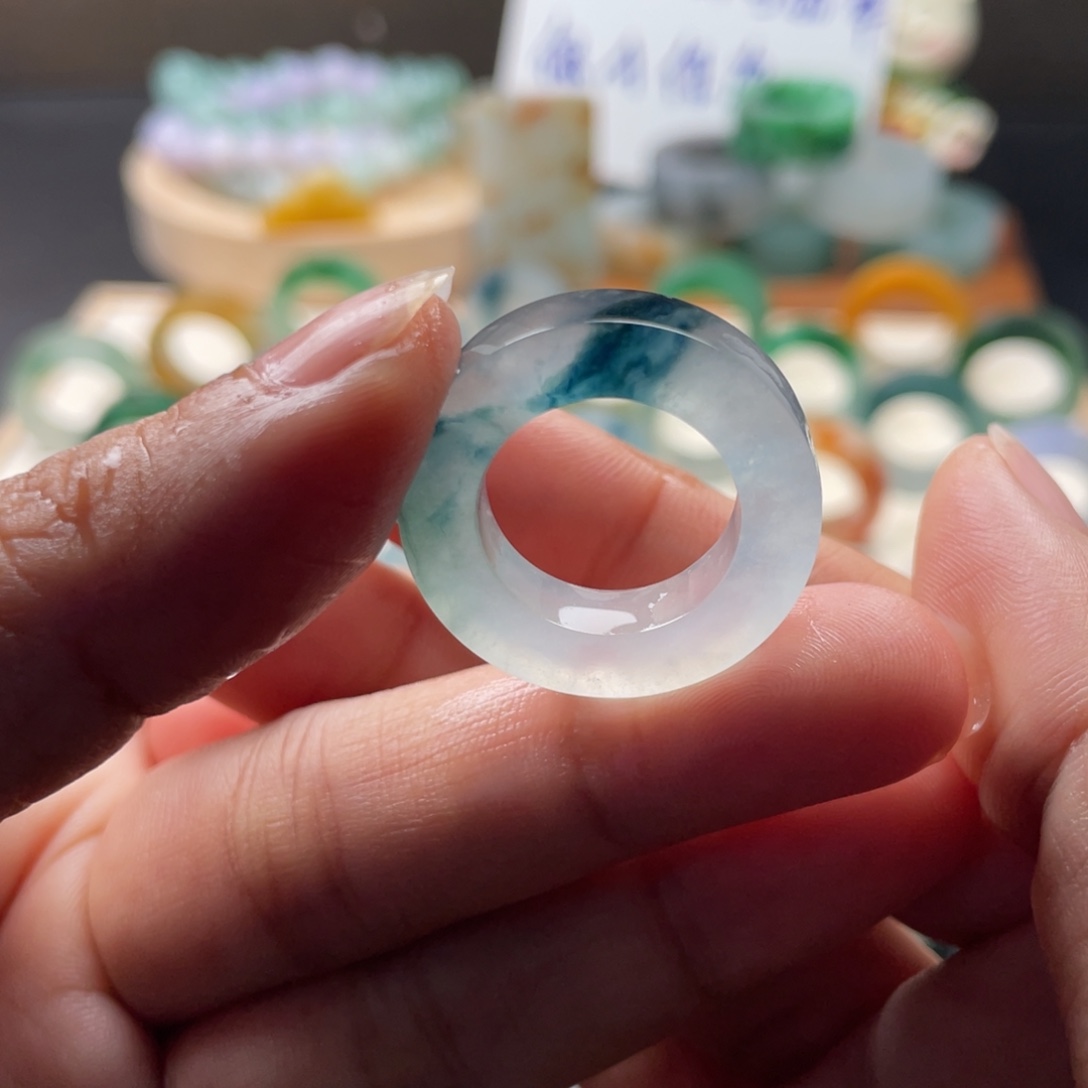 定制翡翠未镶嵌高冰牛仔蓝