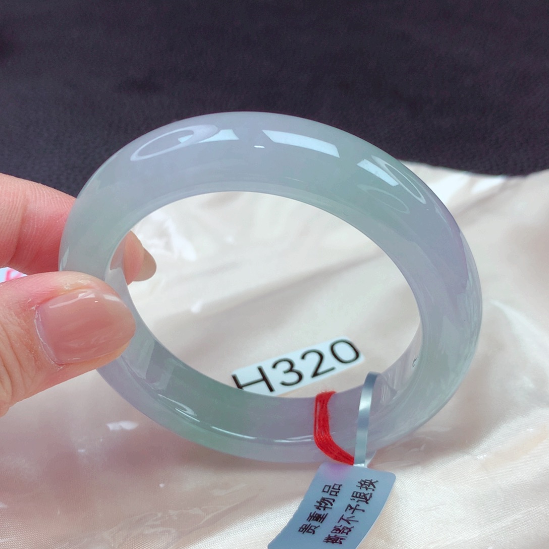 翡翠手镯未镶嵌手镯88