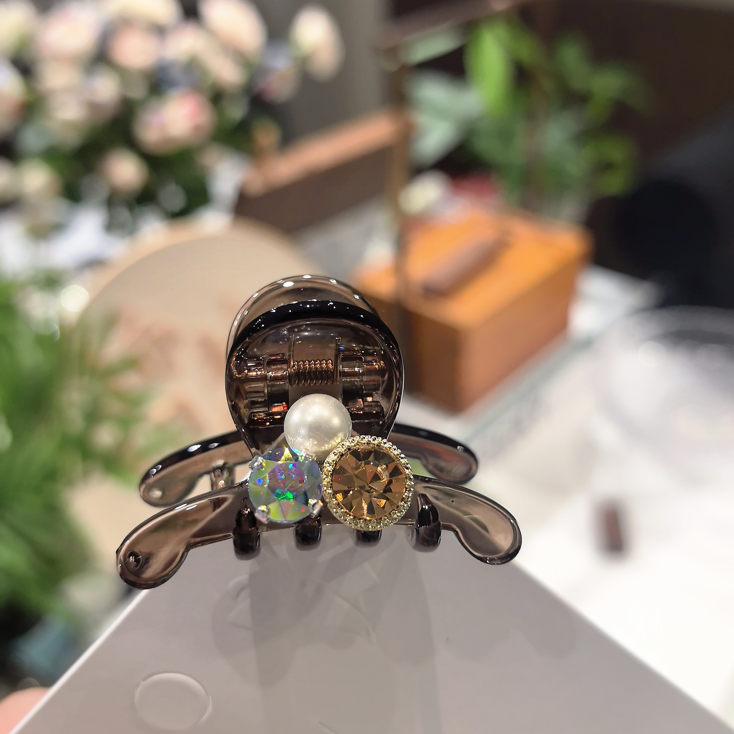 精品水晶原创新款橙黄色钻百搭茶色四公分抓夹WM-11（对）