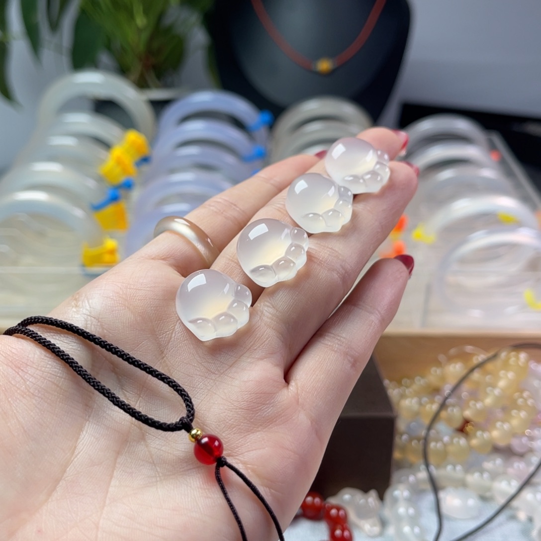 手镯玛瑙/玉髓未镶嵌