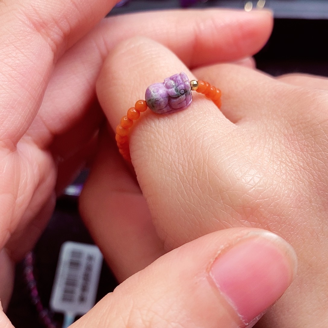 苏纪石（舒俱来）戒指18K金镶嵌