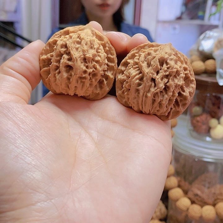 【闪购商品】文玩核桃把件43.5老款狮子头