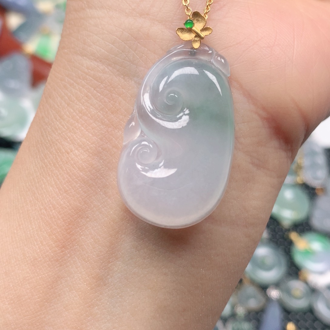 【闪购商品】翡翠吊坠(不含链)18K金镶嵌