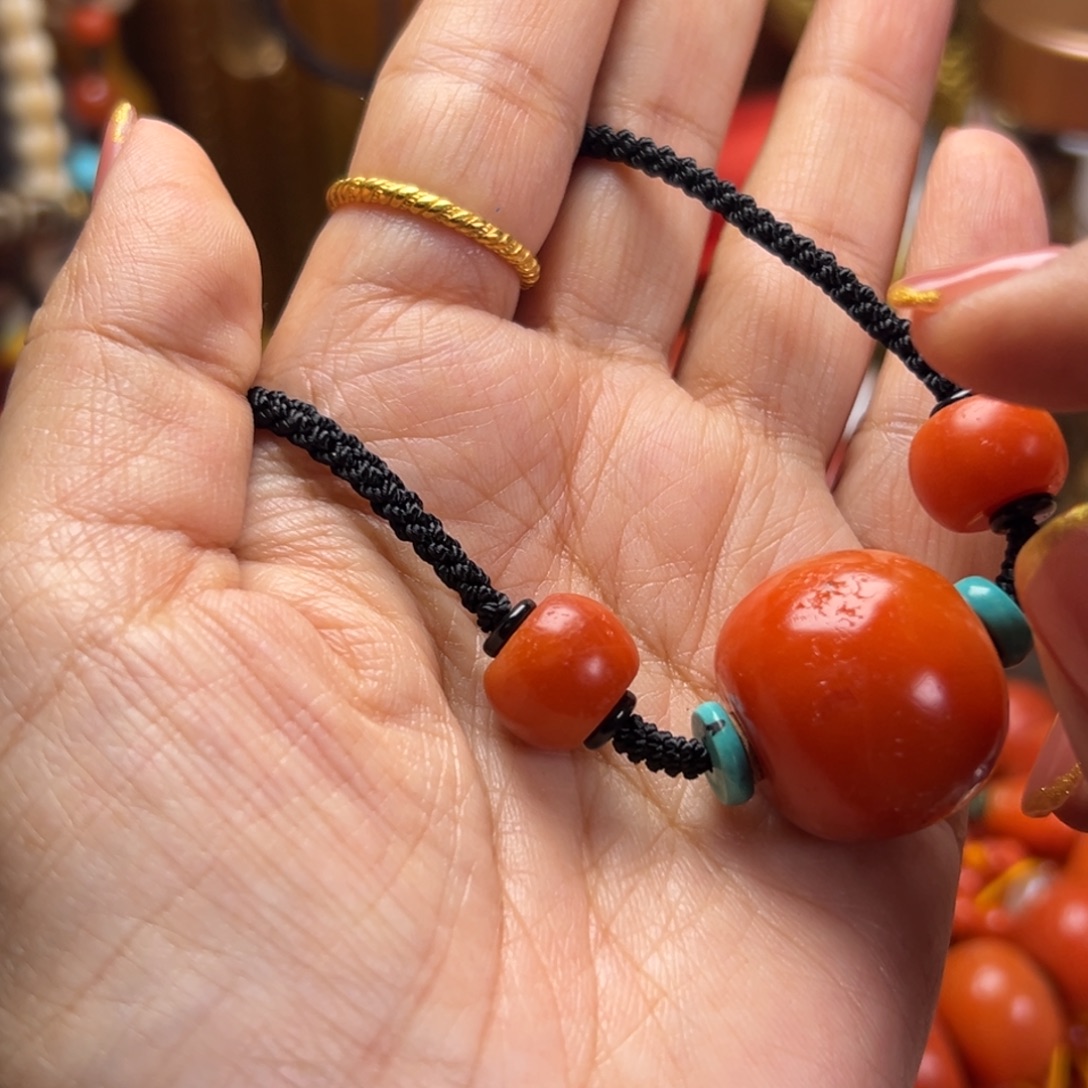 光***哥琉璃颈饰大漂亮一条