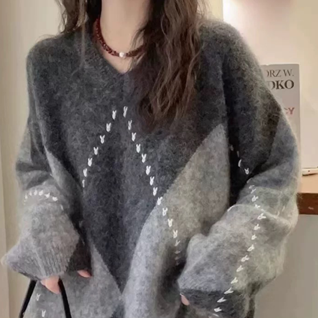菱形格慵懒高级感灰色毛衣女秋冬大码胖mm宽松针织内搭外套上衣