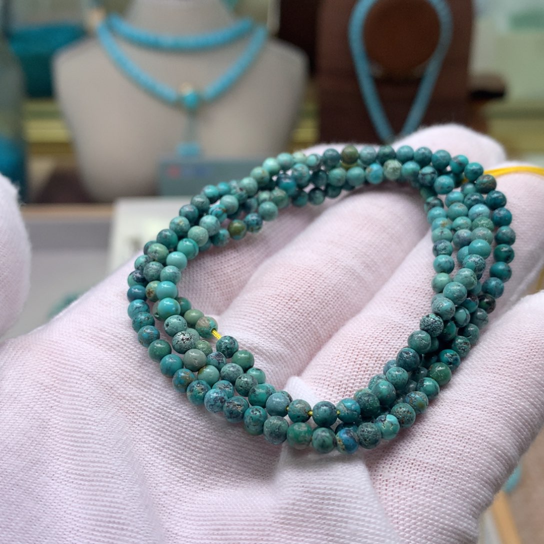 绿松石配饰未镶嵌