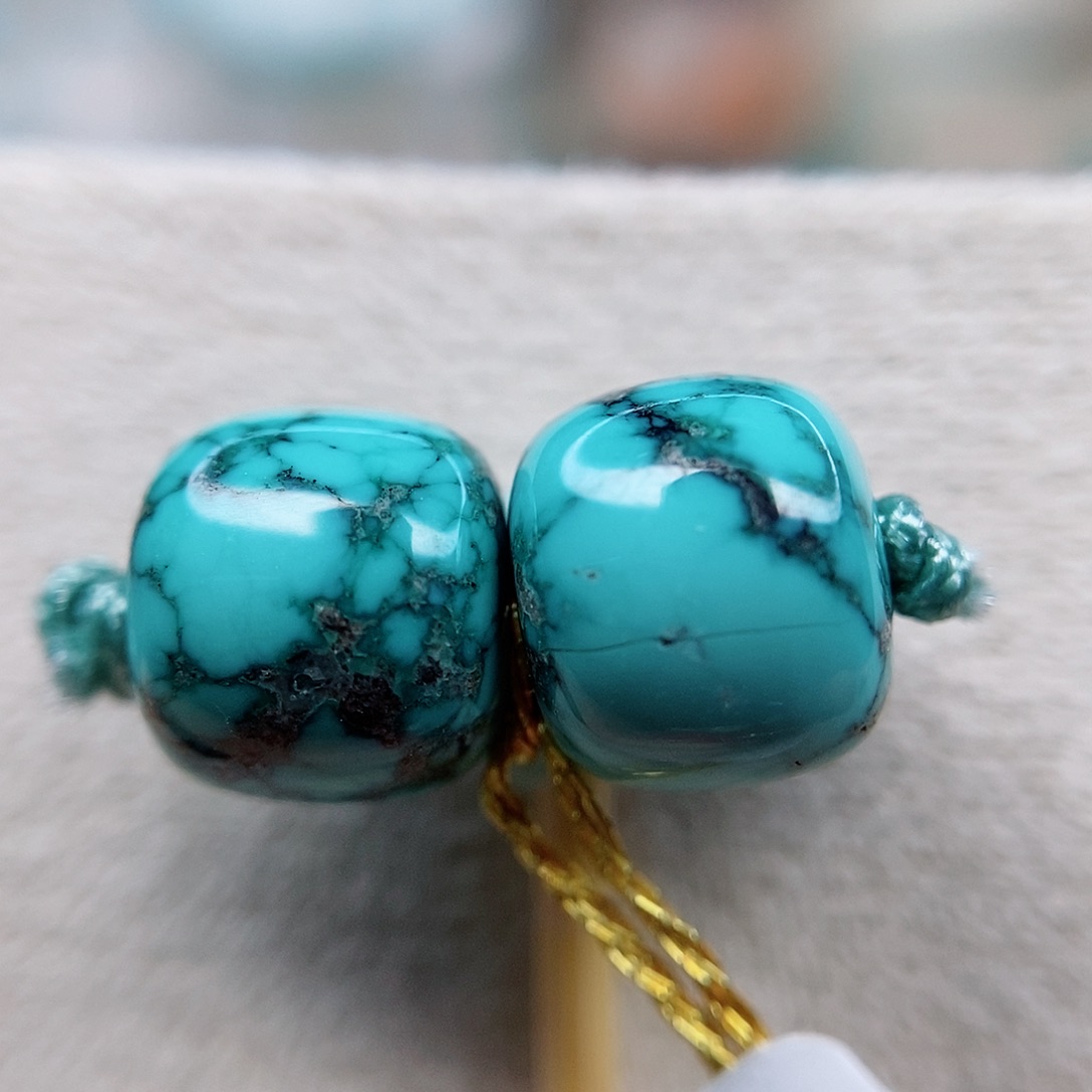 绿松石配饰未镶嵌