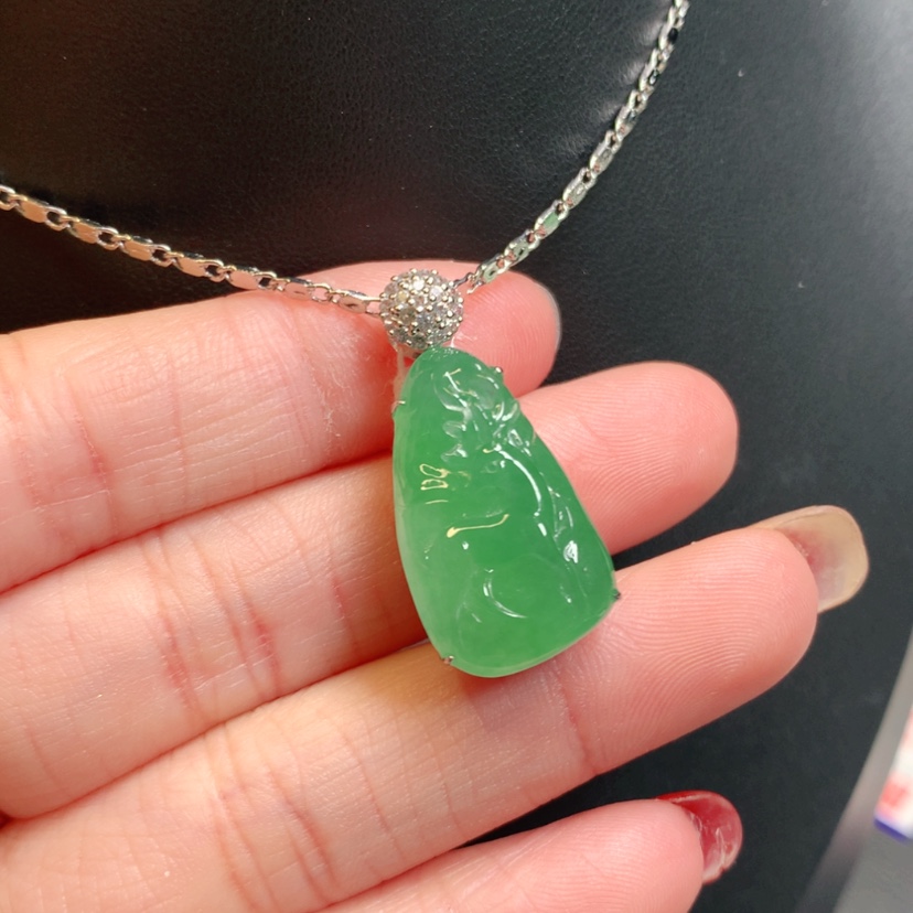 【闪购商品】翡翠吊坠(赠链)18K金镶嵌