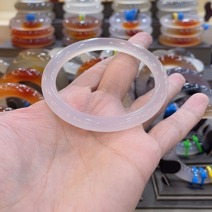 玛瑙/玉髓未镶嵌手镯