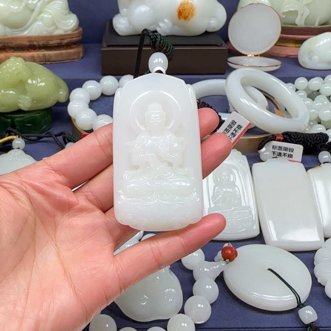 笑***湖和田玉未镶嵌挂件