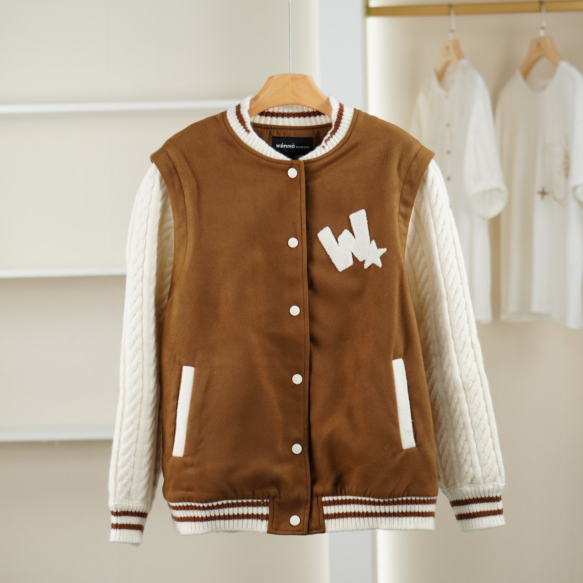 麦迪尚品【文M】51105863 时尚加绒拼接外套秋冬专柜折扣女装