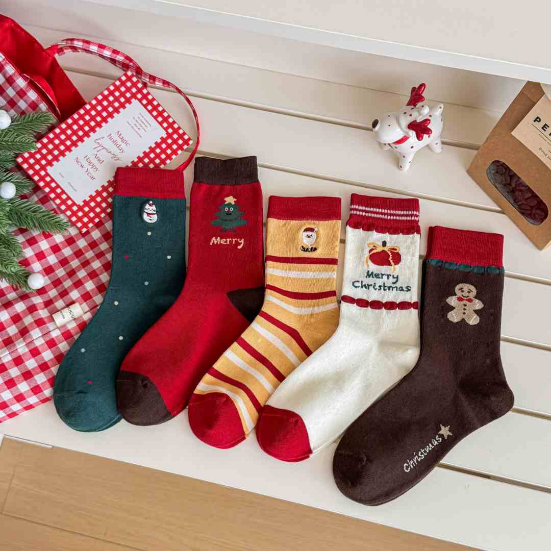 袜子女锁温保暖秋冬中筒可爱女士复古日系ins圣诞潮流长袜爆款