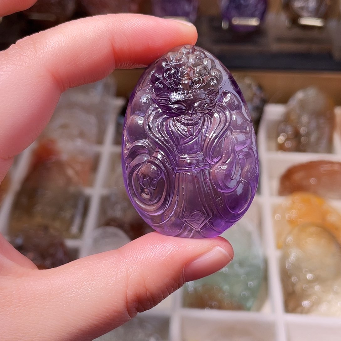 颈饰未镶嵌水晶紫水