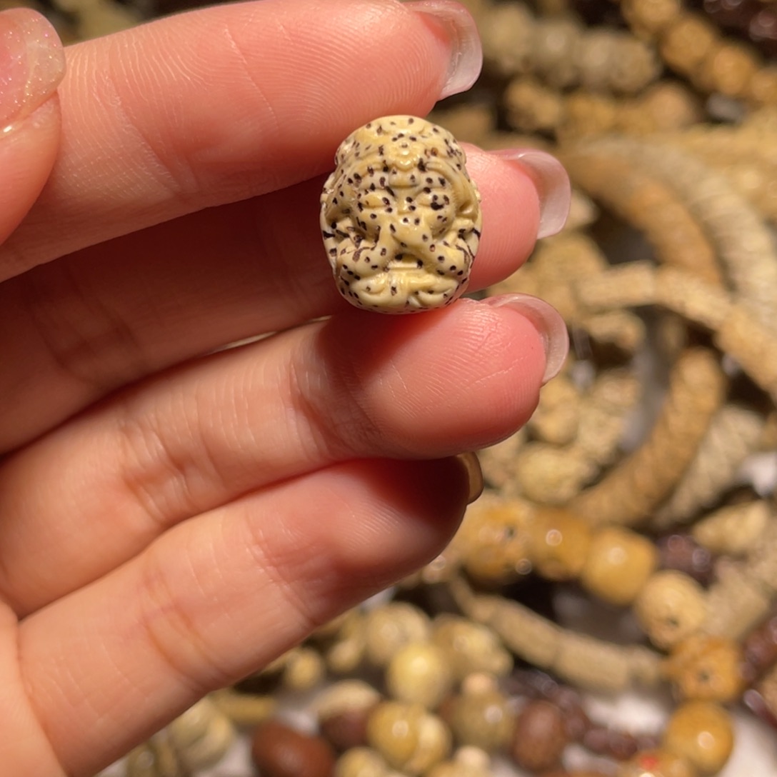 星月菩提吊坠一物一图扎基拉12+