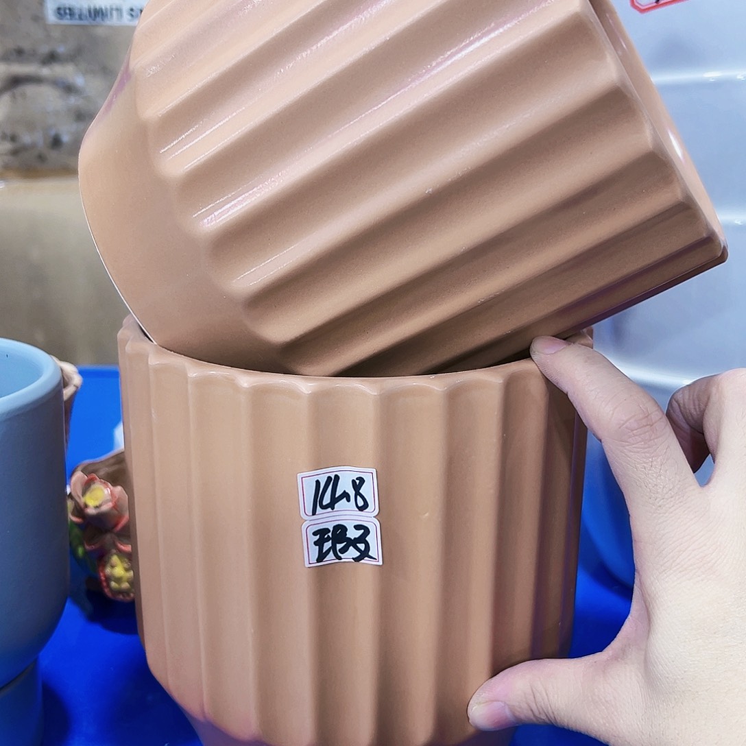 外贸尾单陶瓷花盆凑单10米包邮两个