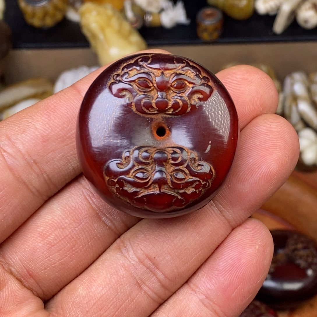 手串/手链驼骨人攻击样子