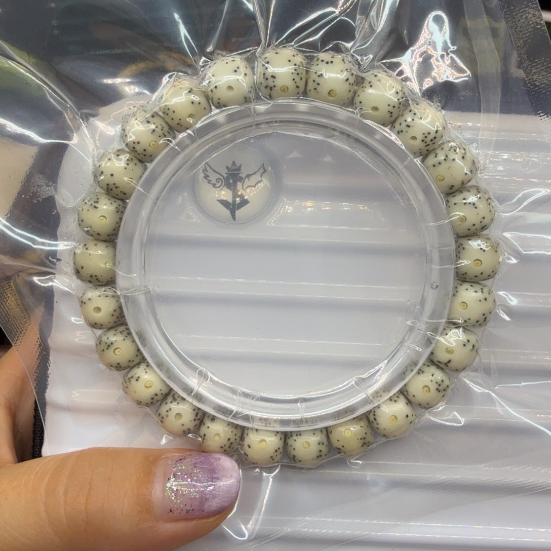 星月菩提吊坠，一物一图9×8石玉骨瓷白一线天2号链接