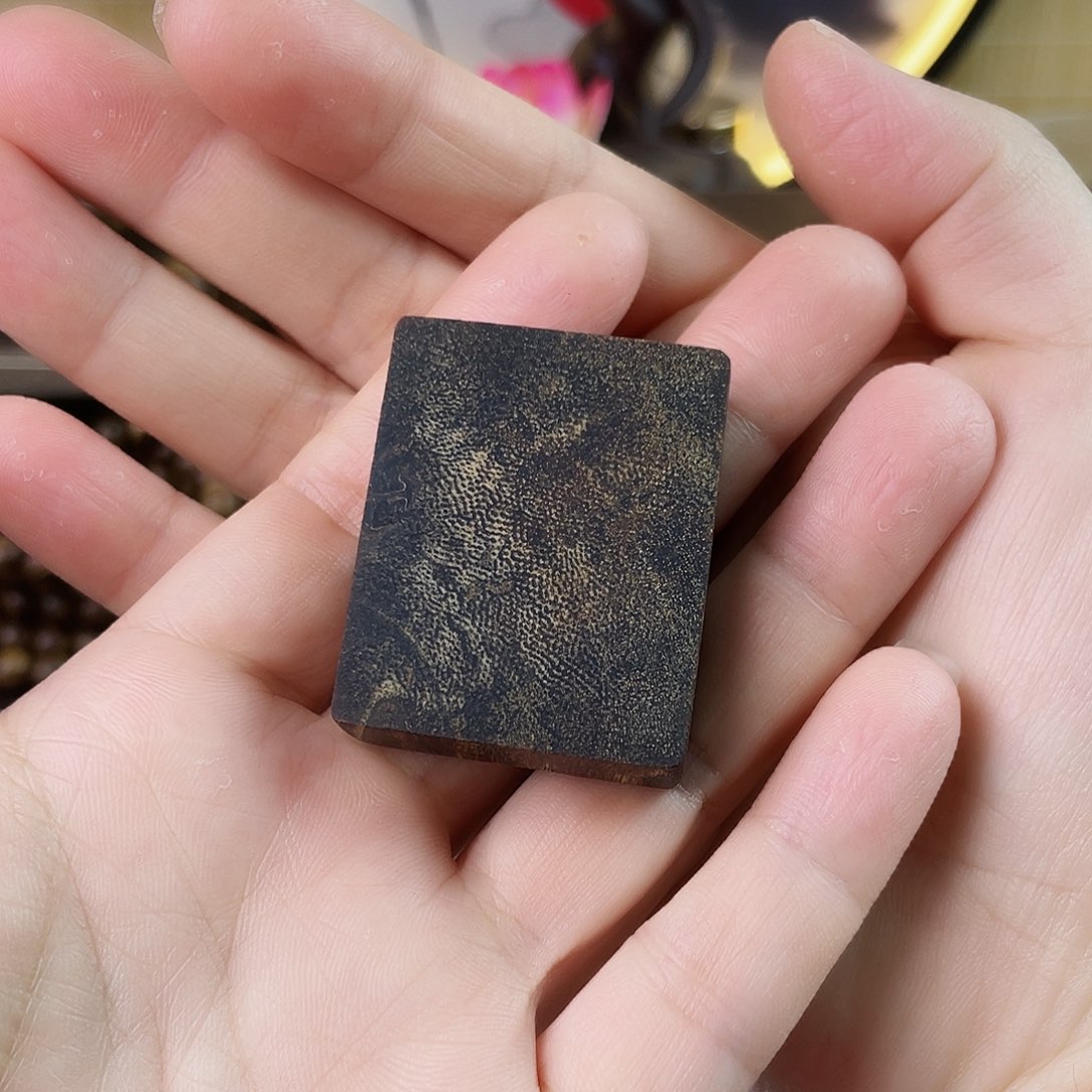 沉香木手串青**远越南芽庄老白棋玉化老料瘤疤