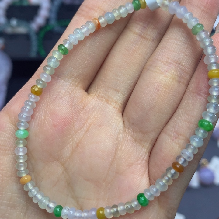 翡翠手链未镶嵌翡翠