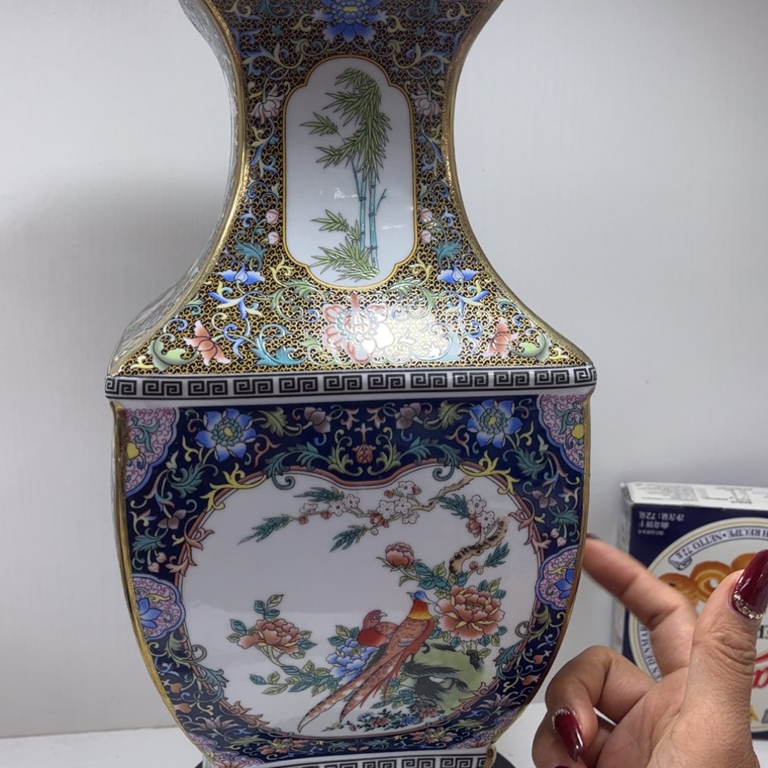 景德镇陶瓷花瓶摆件