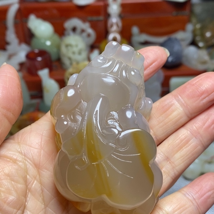 滴血莲花菩提吊坠