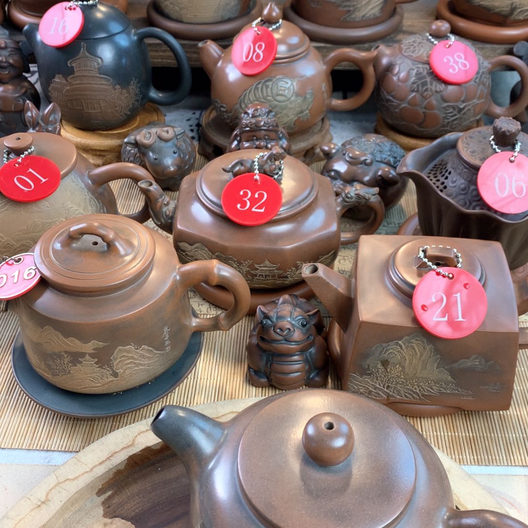 奔**！坭兴陶手工制作壶