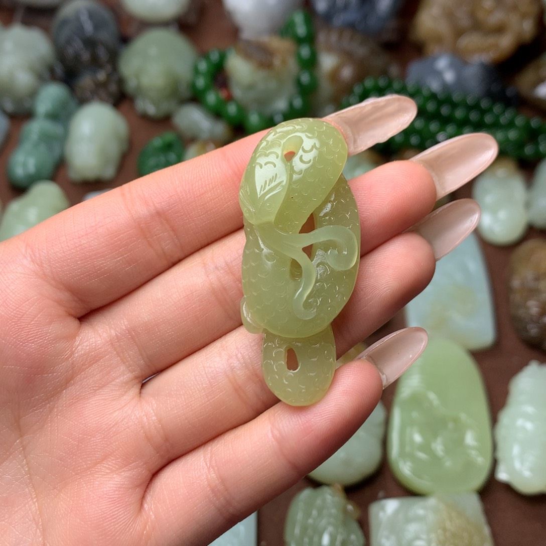 和田玉挂件未镶嵌