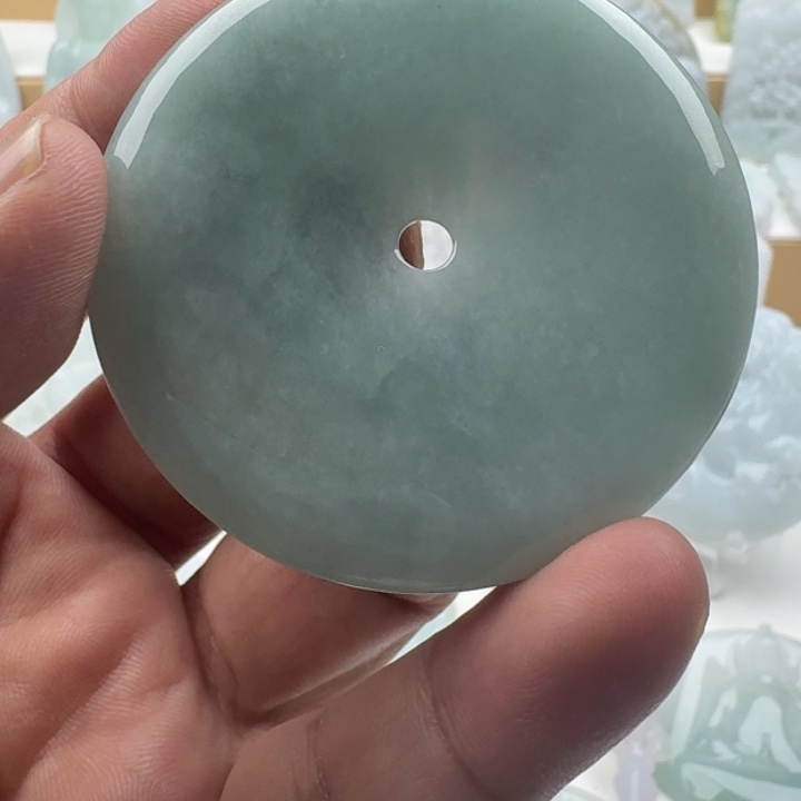 翡翠未镶嵌颈饰天然缅甸A货翡翠