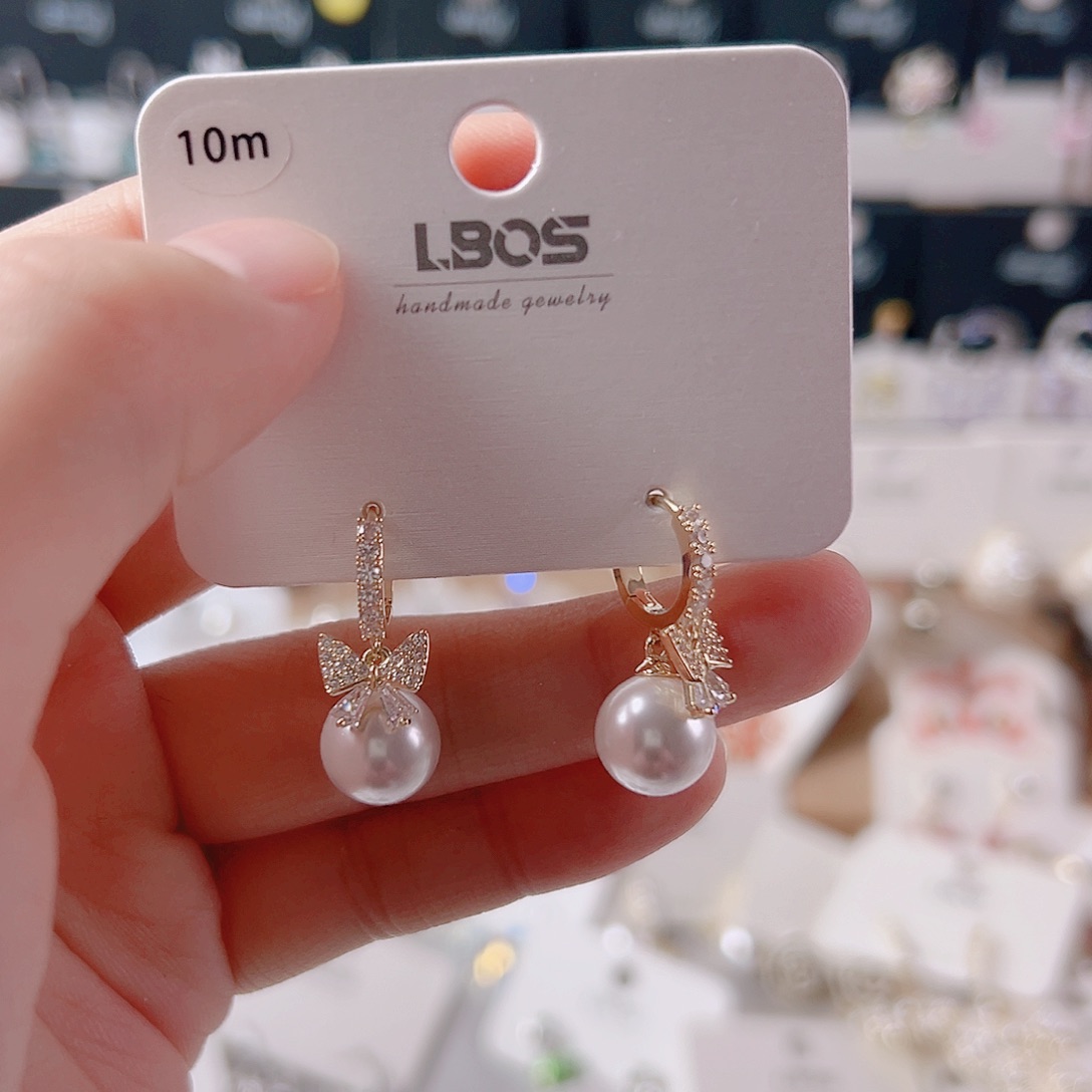 锆石纯铜合金耳环的