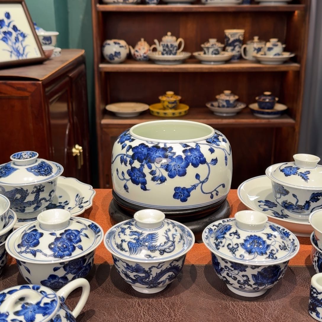 青花雯华堂手绘杯杯