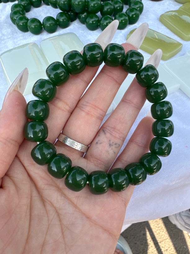 高端精品老型珠菠菜绿手串 卡12