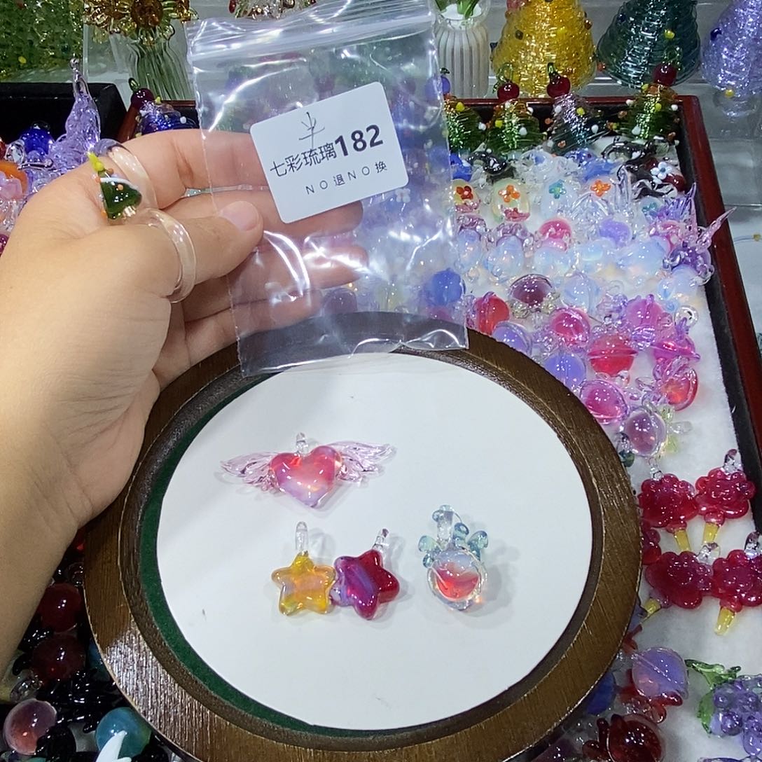 半***i颈饰玻璃182四个挂件