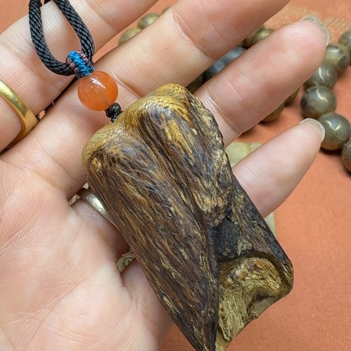 大叶紫檀（黑酸枝木类）