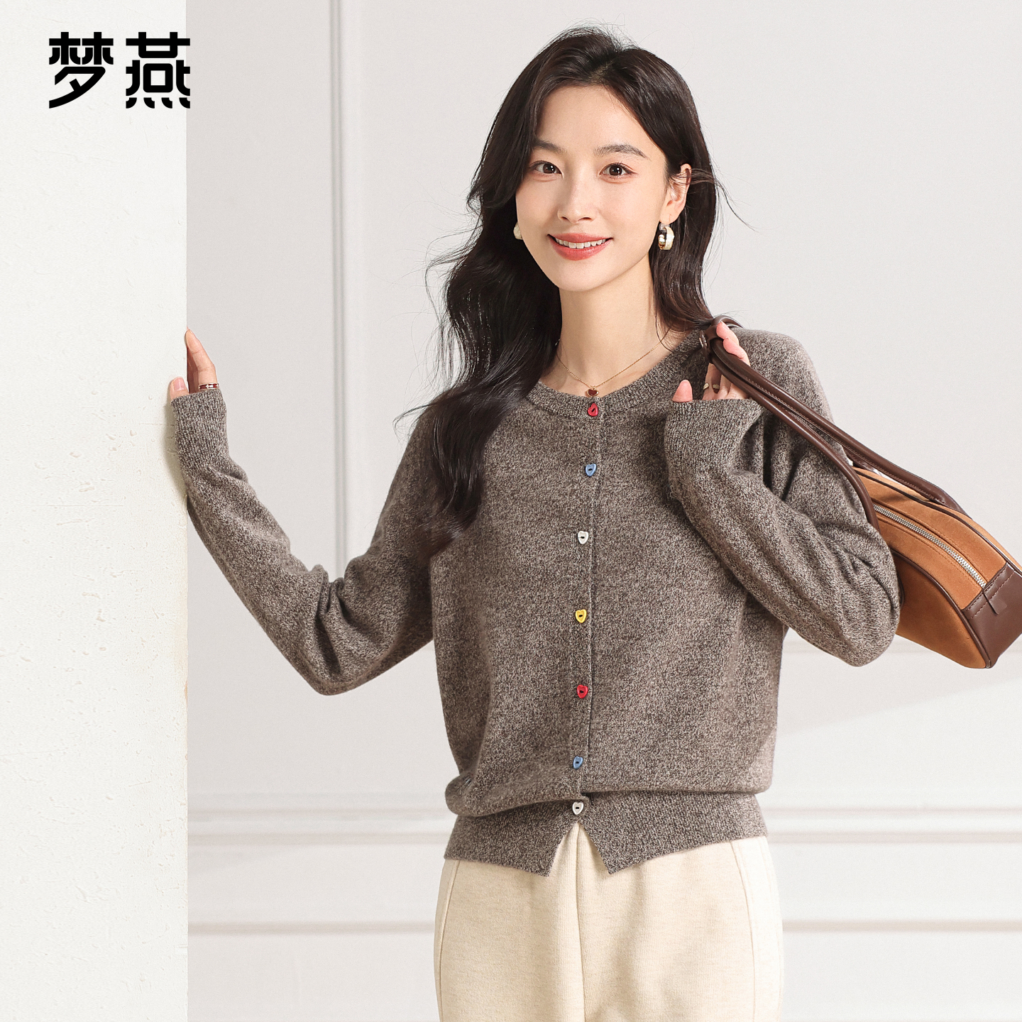 梦燕秋冬女款时尚百搭气质大方宽松休闲舒适简约羊毛衫CC12B5013