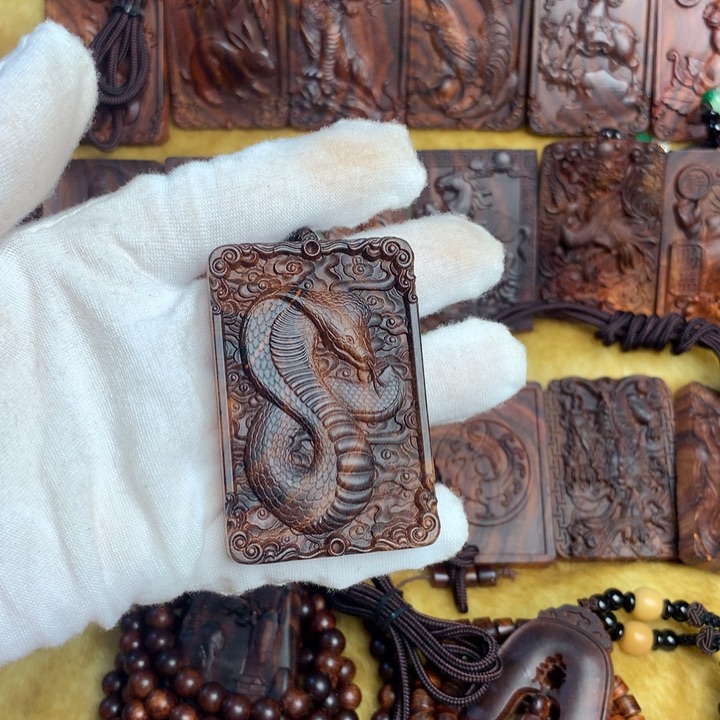 黄花梨/降香黄檀吊坠脊**生黄花梨黄花梨