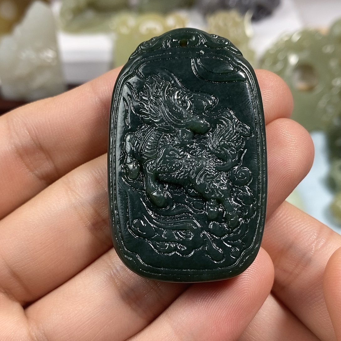 和田玉未镶嵌挂件