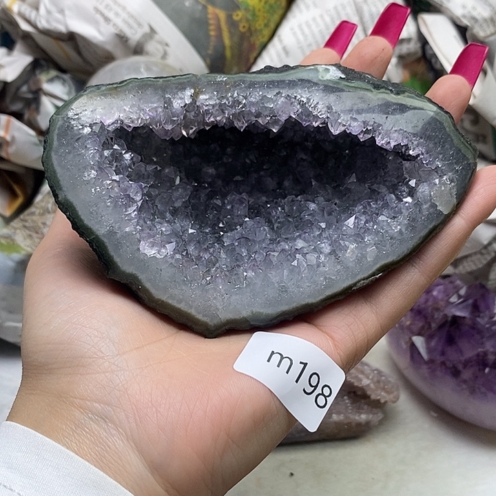 大型摆件（非配饰）紫晶未镶嵌